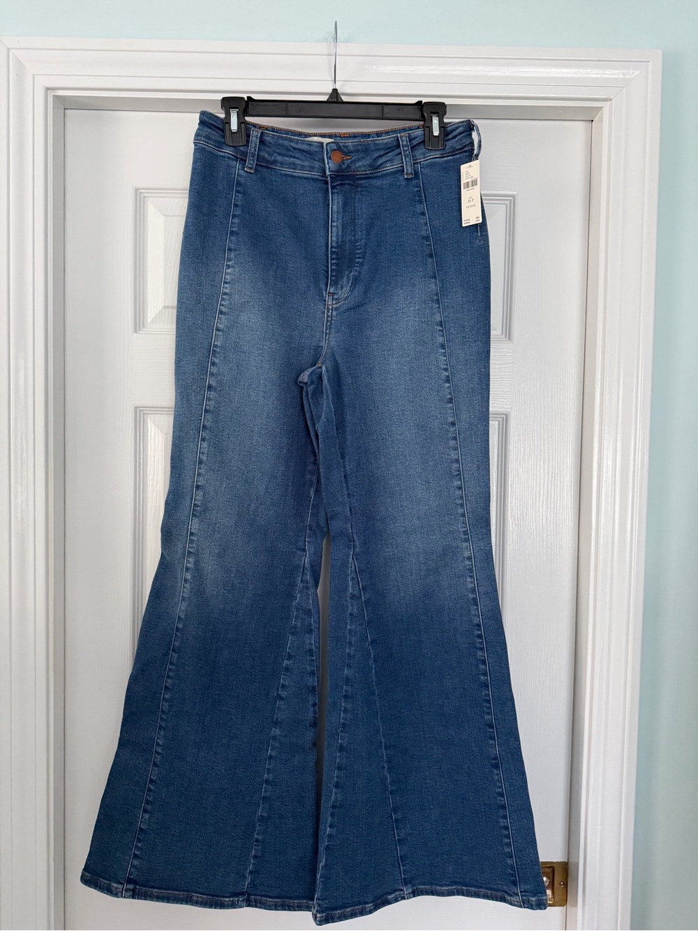 Anthropologie Pilcro Women's High-Rise Flare Leg Petite Jeans - 31P